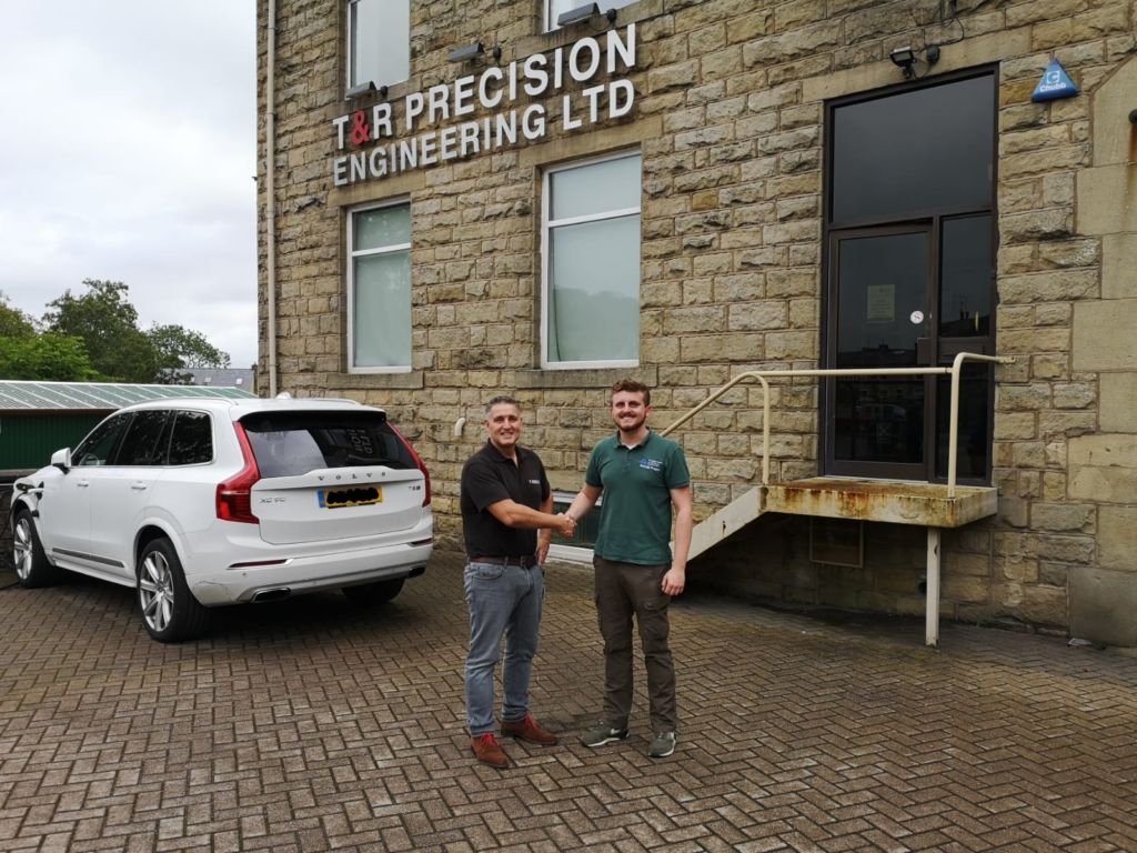 Peter Burn from MaCaW with Tim Maddison of T&R Precision Engineering